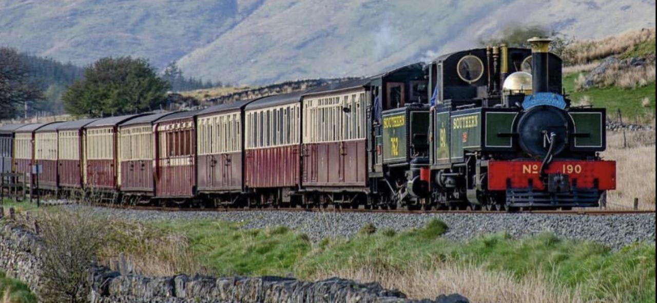 Zip Cottage Sleeps 2-3 Climb Snowdon Zip World Tanygrisiau Exterior foto